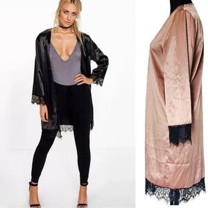 BOOHOO Mauve Pink Satin & Black Lace Kimono Wrap Robe